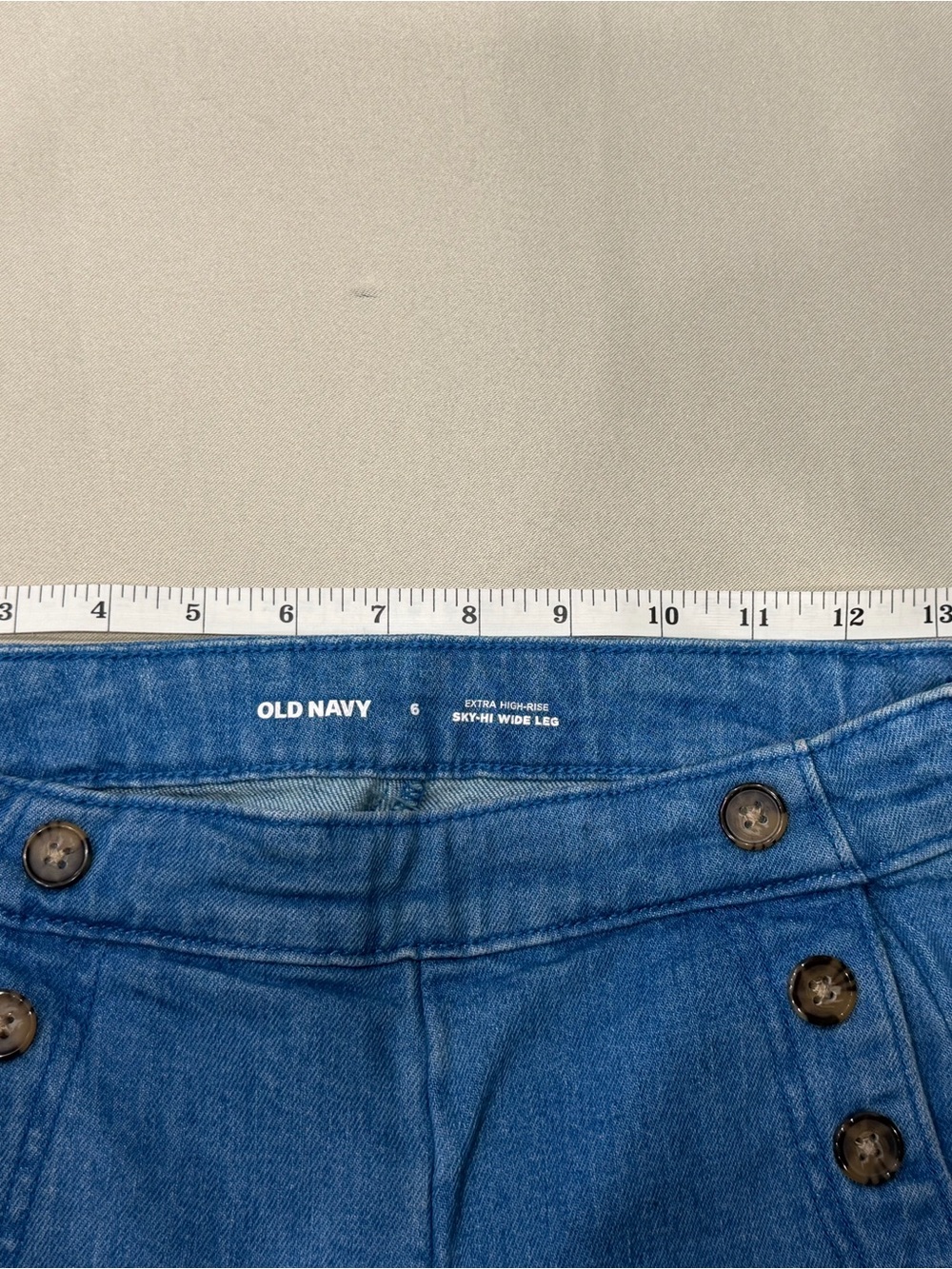 Old Navy Blue Wide-Leg High-Rise Jeans with Button Detail - Picture 9 of 10